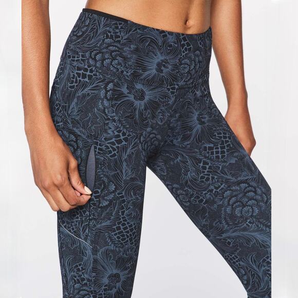 Lululemon Run On Tight 25" Nouveau Mach Blue Black Size 6 High Rise Leggings EUC - Picture 9 of 16